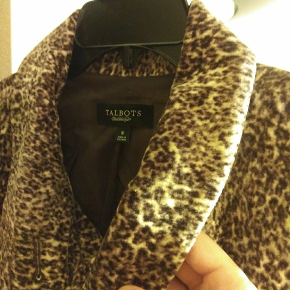 Talbots collared leopard jacket - Picture 2 of 3